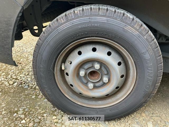 Mitsubishi MINICAB VAN 2017-02 8230837-6