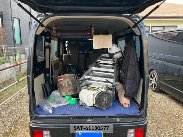 Mitsubishi MINICAB VAN 2017-02 8230837-8