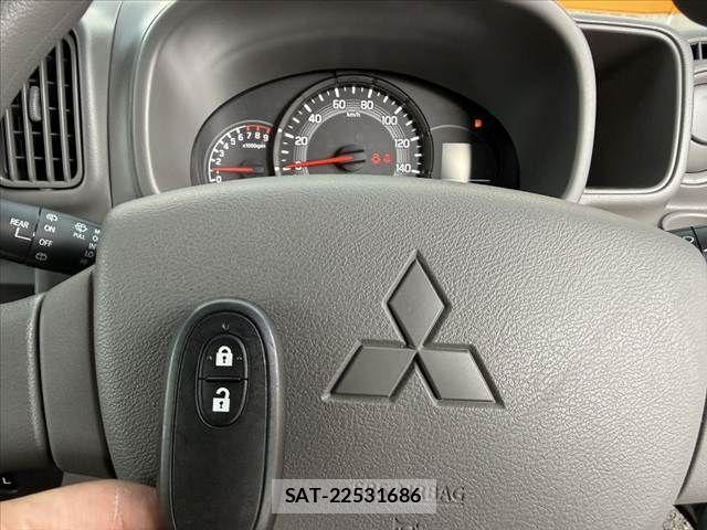 Mitsubishi MINICAB VAN 2025-07 8367033-2