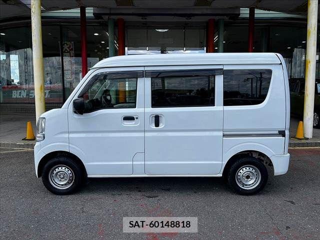 Mitsubishi MINICAB VAN 2023-09 8367034-3