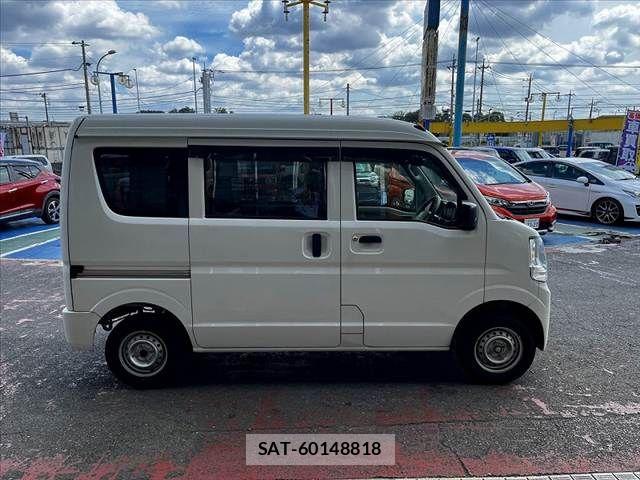 Mitsubishi MINICAB VAN 2023-09 8367034-4