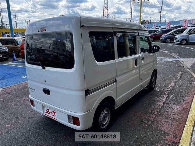 Mitsubishi MINICAB VAN 2023-09 8367034-5