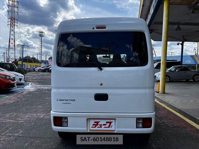 Mitsubishi MINICAB VAN 2023-09 8367034-7