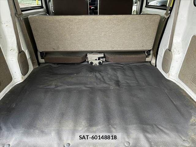 Mitsubishi MINICAB VAN 2023-09 8367034-8