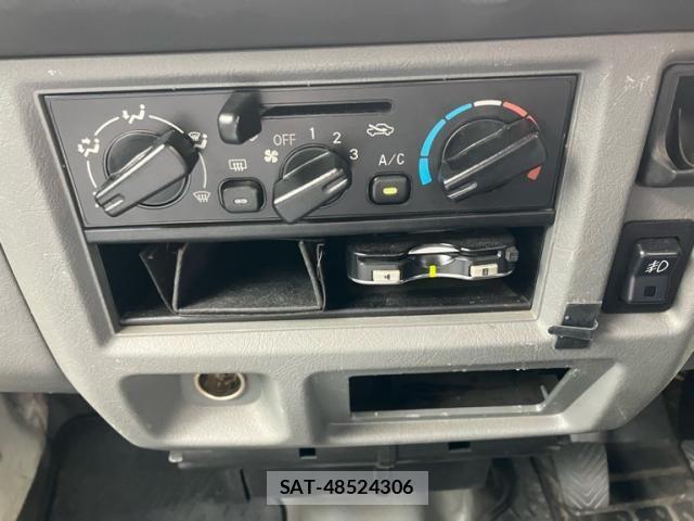 Mitsubishi MINICAB VAN 2010-07 8562716-14