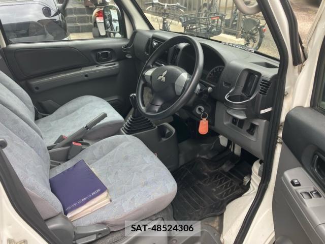 Mitsubishi MINICAB VAN 2010-07 8562716-6