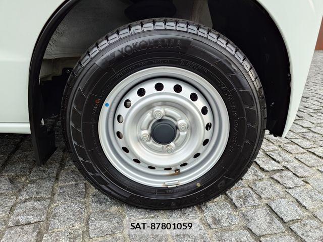 Mitsubishi MINICAB VAN 2025-06 8849870-7