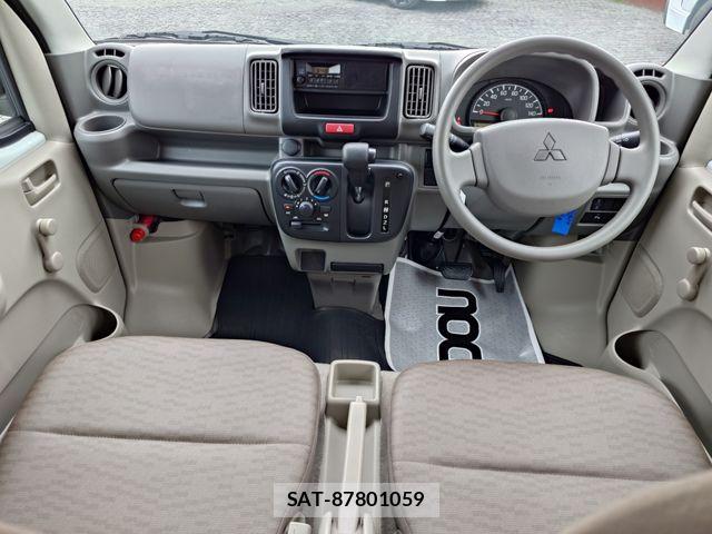 Mitsubishi MINICAB VAN 2025-06 8849870-8