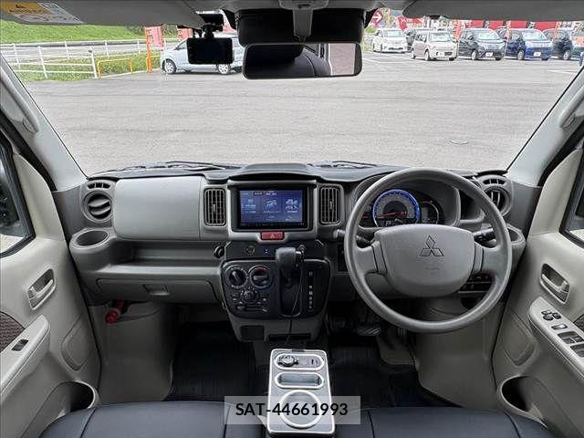 Mitsubishi MINICAB VAN 2020-03 8880836-1