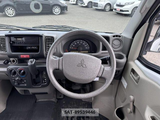 Mitsubishi MINICAB VAN 2019-11 4968587-6
