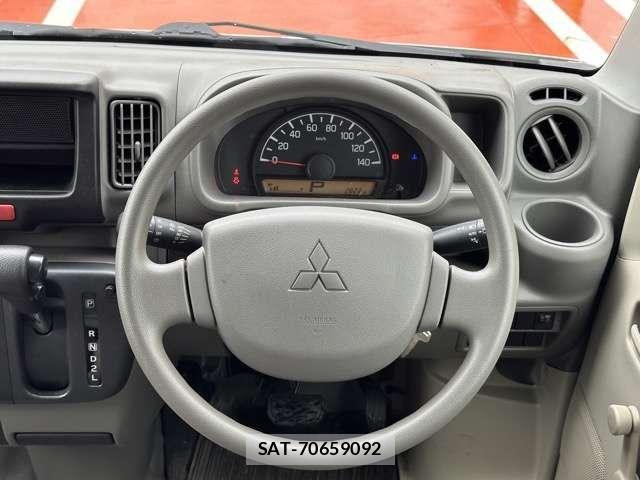 Mitsubishi MINICAB VAN 2026-04 7221890-7