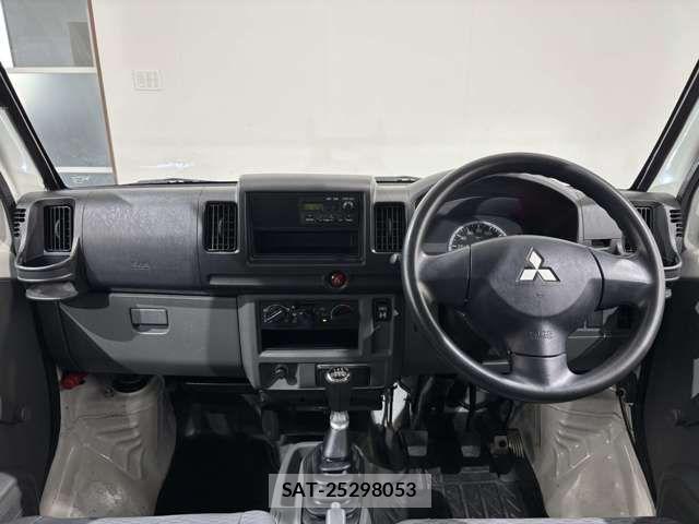 Mitsubishi MINICAB VAN 2013-04 7328442-9