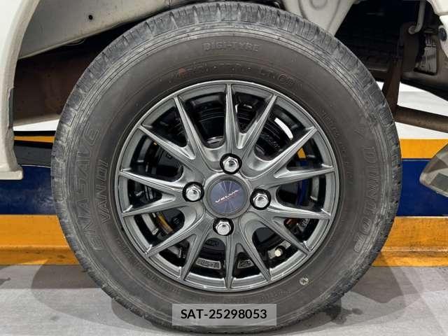 Mitsubishi MINICAB VAN 2013-04 7328442-29