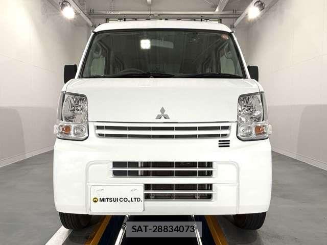 Mitsubishi MINICAB VAN 2018-04 7501590-2