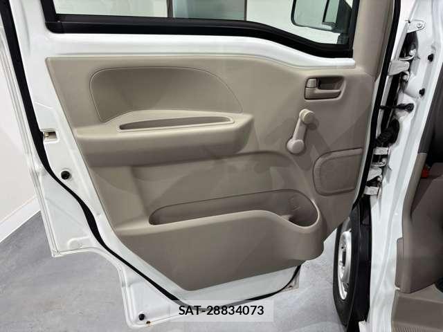 Mitsubishi MINICAB VAN 2018-04 7501590-29