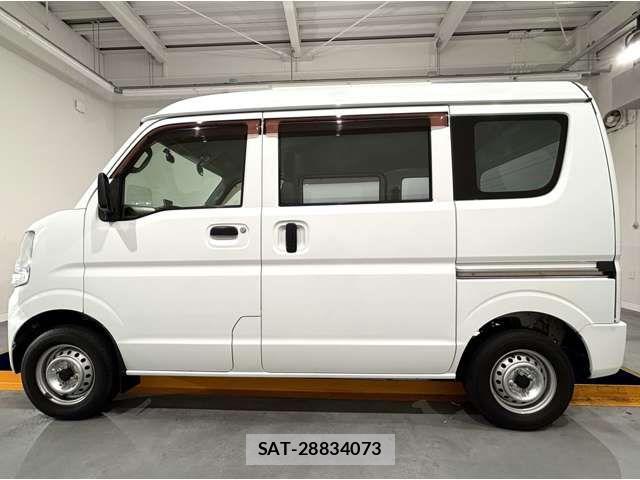 Mitsubishi MINICAB VAN 2018-04 7501590-4