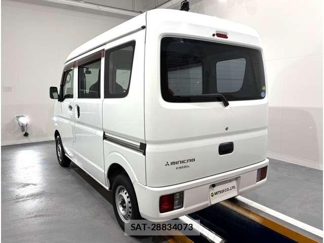 Mitsubishi MINICAB VAN 2018-04 7501590-5