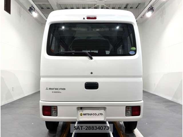 Mitsubishi MINICAB VAN 2018-04 7501590-6