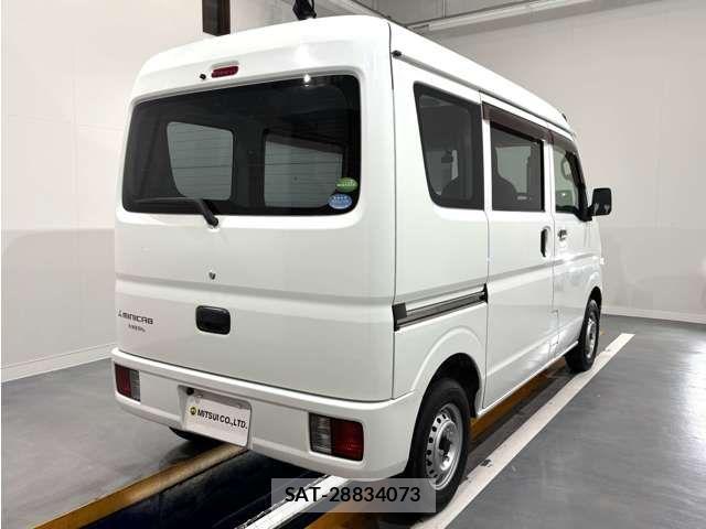 Mitsubishi MINICAB VAN 2018-04 7501590-7