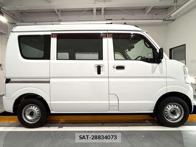 Mitsubishi MINICAB VAN 2018-04 7501590-8