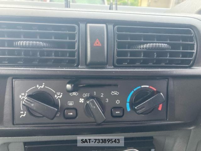 Mitsubishi MINICAB VAN 2002-05 7501592-14