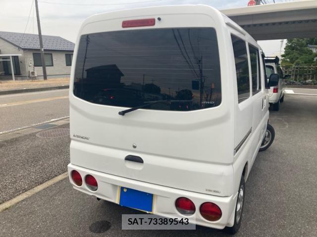 Mitsubishi MINICAB VAN 2002-05 7501592-1