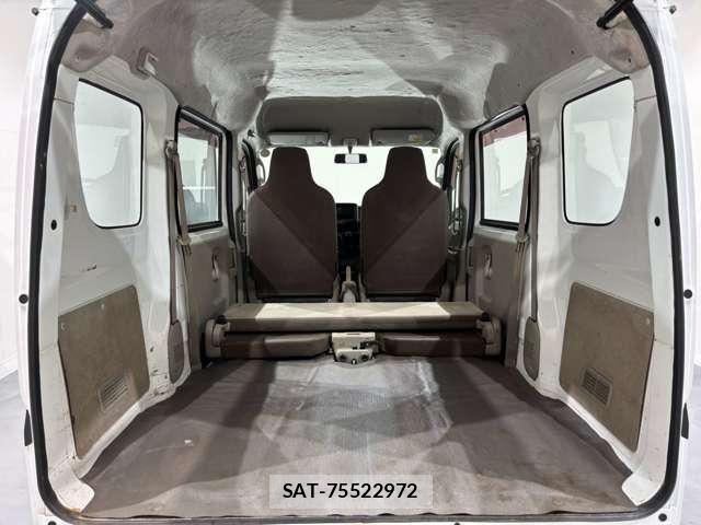 Mitsubishi MINICAB VAN 2018-02 7562438-17