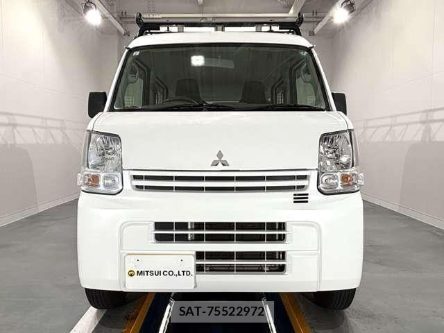 Mitsubishi MINICAB VAN 2018-02 7562438-2