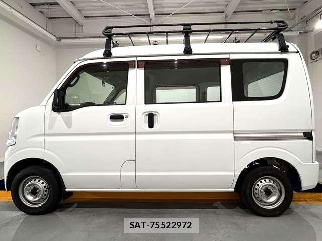 Mitsubishi MINICAB VAN 2018-02 7562438-4