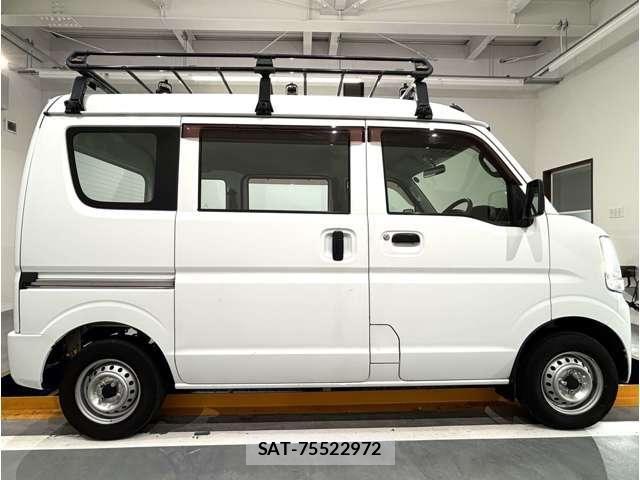 Mitsubishi MINICAB VAN 2018-02 7562438-8