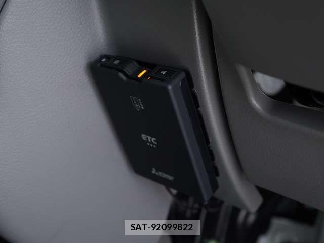 Mitsubishi MINICAB VAN 2023-06 7618154-13