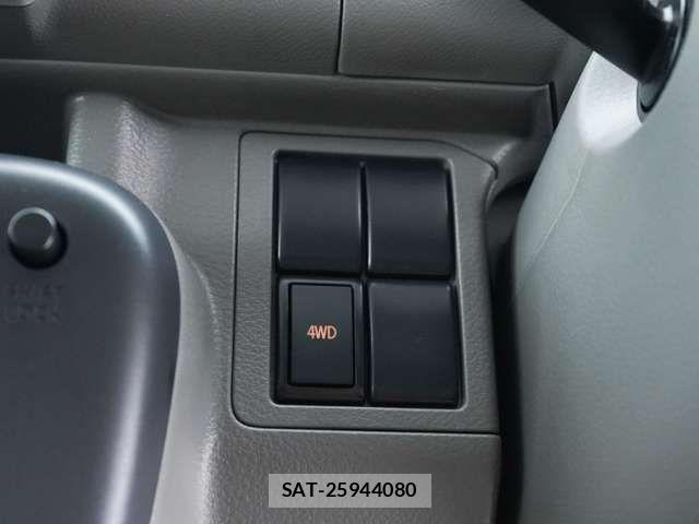 Mitsubishi MINICAB VAN 2023-06 7618152-11