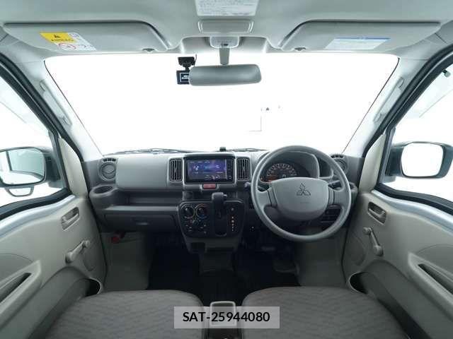 Mitsubishi MINICAB VAN 2023-06 7618152-4