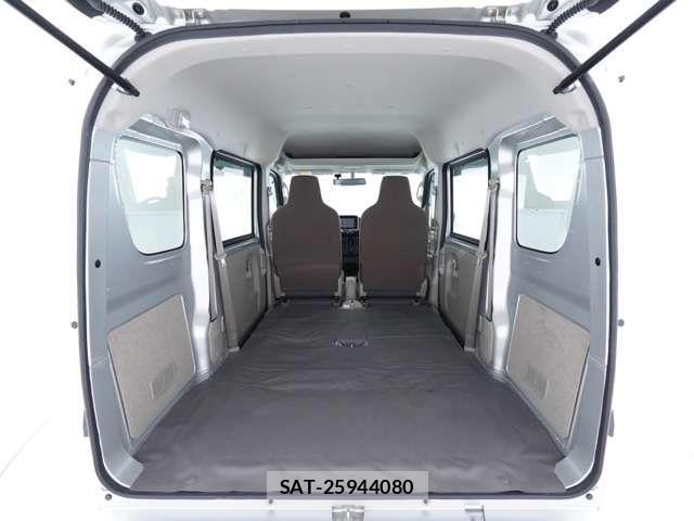 Mitsubishi MINICAB VAN 2023-06 7618152-8