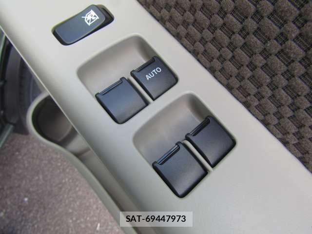 Mitsubishi MINICAB VAN 2025-01 7725811-26