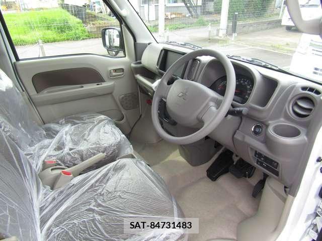 Mitsubishi MINICAB VAN 2025-01 7725812-13