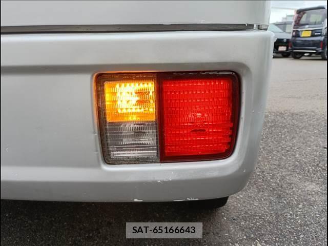 Mitsubishi MINICAB VAN 2019-08 7877856-7