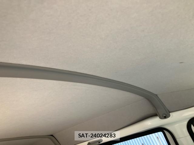 Mitsubishi MINICAB VAN 2002-03 8100484-11