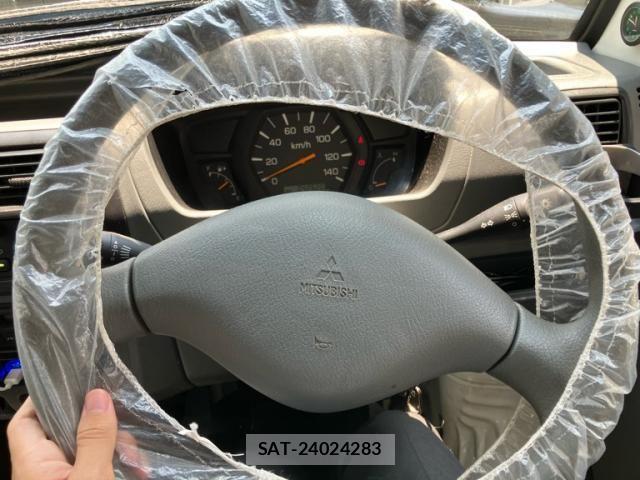 Mitsubishi MINICAB VAN 2002-03 8100484-16