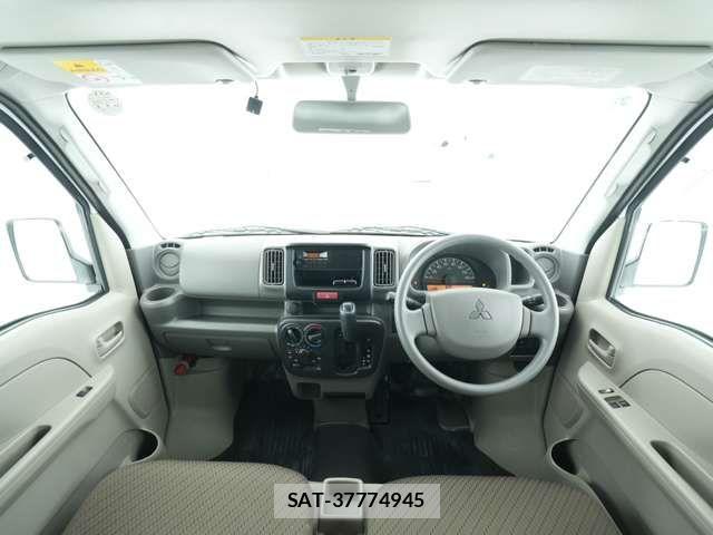 Mitsubishi MINICAB VAN 2019-07 8208755-4