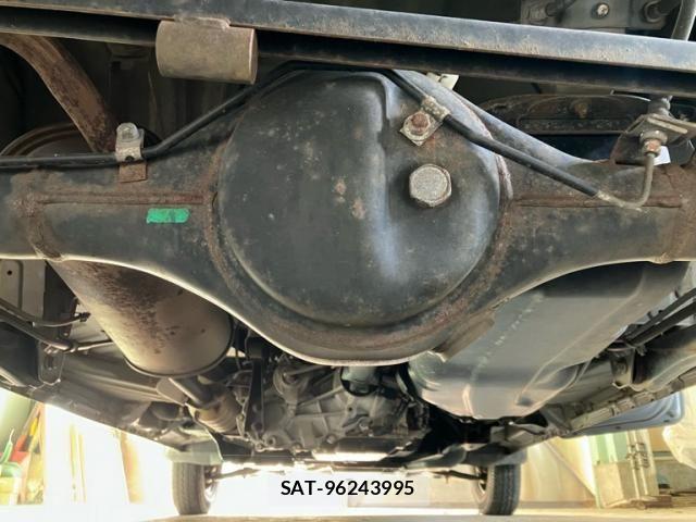 Mitsubishi MINICAB VAN 2013-01 8336811-21