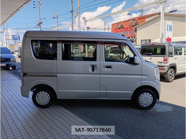 Mitsubishi MINICAB VAN 2016-09 8367035-3