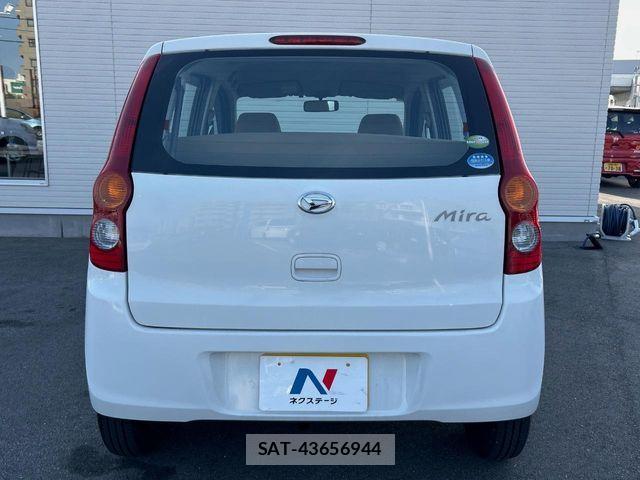 Daihatsu MIRA 2011-12 7221896-13