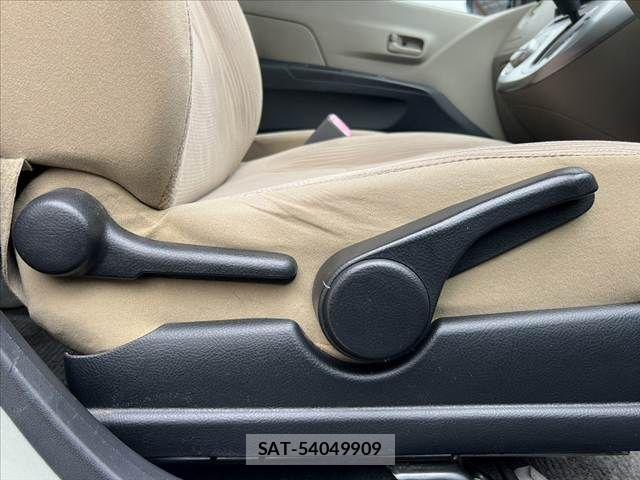 Daihatsu MIRA 2011-06 7217653-25