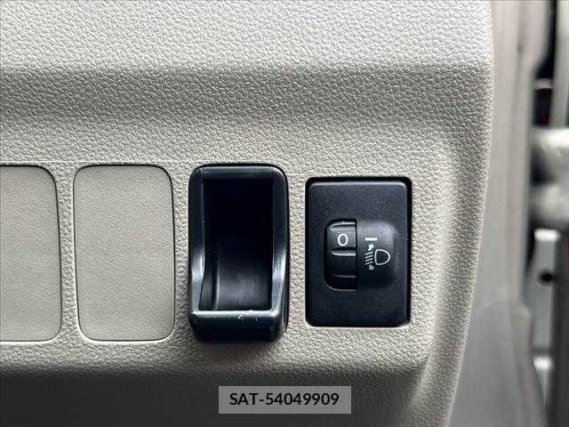 Daihatsu MIRA 2011-06 7217653-26