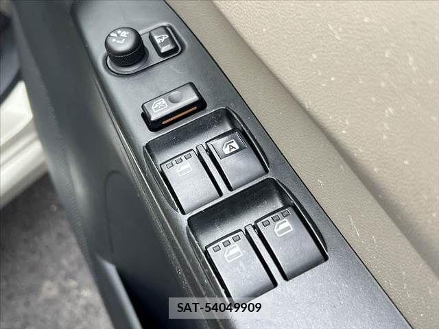 Daihatsu MIRA 2011-06 7217653-27