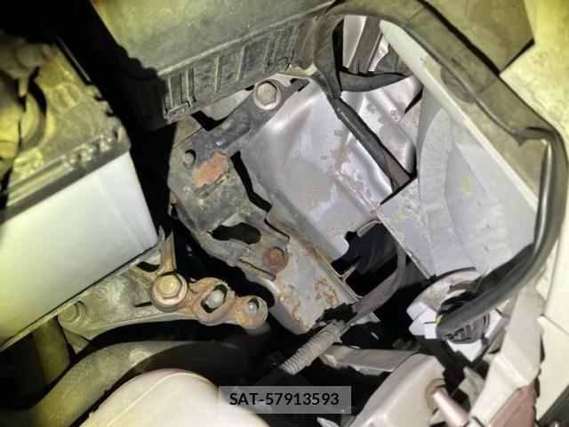 Daihatsu MIRA 2009-12 7562437-23