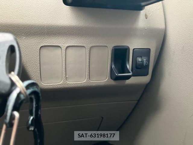 Daihatsu MIRA 2011-09 7618157-16