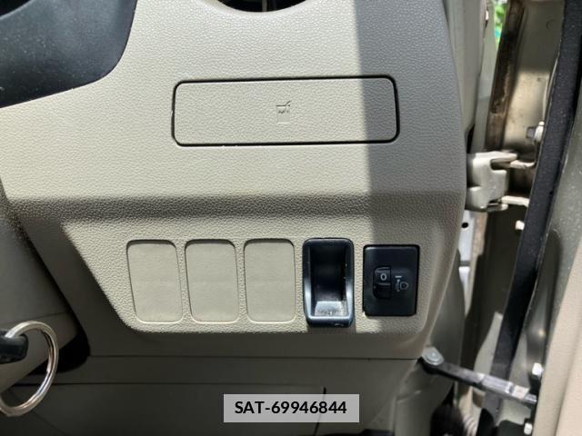 Daihatsu MIRA 2009-07 7980037-13