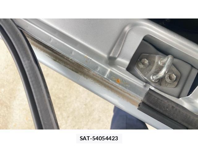 Daihatsu MIRA 2010-02 8036799-10